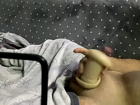 Snapshot of kzzix chatting on October 25, 10:44 pm kzzix online show from October 25, 10:44 pm