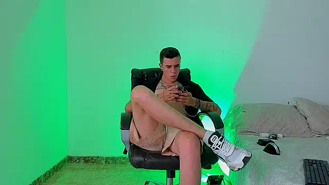 Baan10 online show from January 18, 9:13 pm