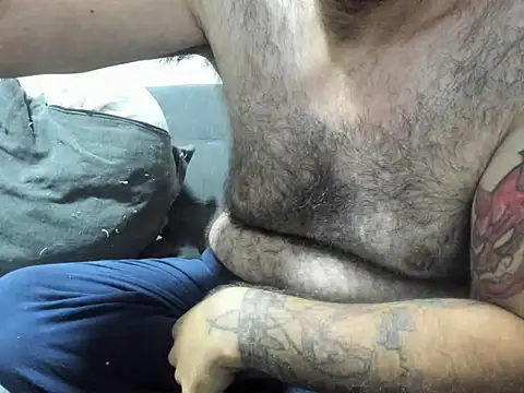 Snapshot of Chubi6669 chatting on February 26, 10:58 am Chubi6669 online show from February 26, 10:58 am