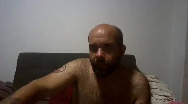 Snapshot of Chubi6669 chatting on January 23, 2:33 am Chubi6669 online show from January 23, 2:33 am