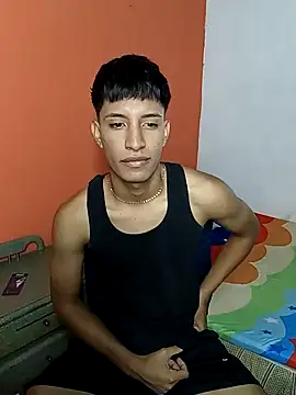 Snapshot of matteo_rivas chatting on January 15, 2:49 am matteo rivas online show from January 15, 2:49 am