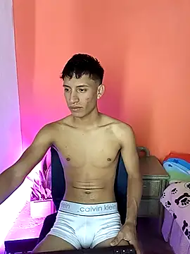 Snapshot of matteo_rivas chatting on February 27, 9:47 pm matteo rivas online show from February 27, 9:47 pm