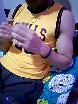Snapshot of hot_hunk_boy chatting on October 8, 11:14 am hot hunk boy online show from October 8, 11:14 am