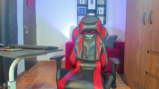 dereckgreen online show from October 16, 3:14 am