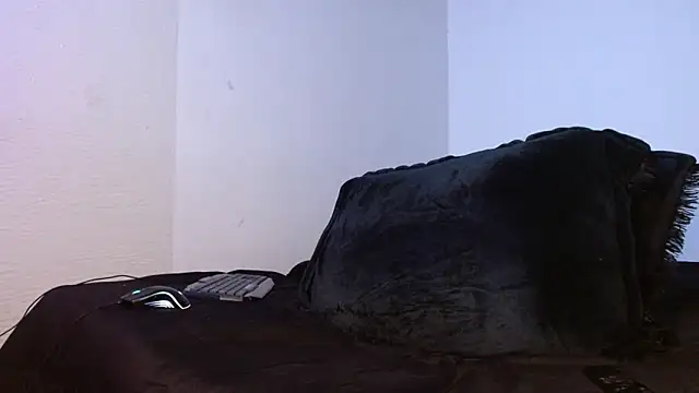 Lliam 2 online show from October 17, 3:43 am