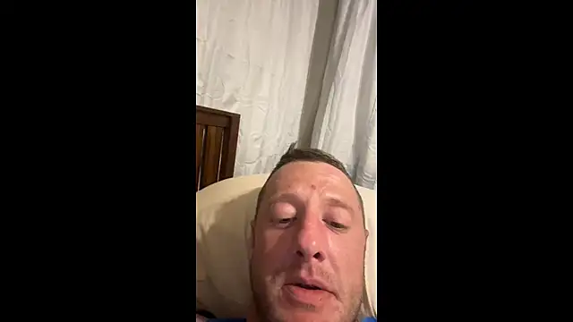 biggzee6 online show from April 4, 1:46 am