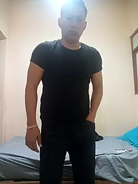 LuisMex1998 online show from February 20, 9:00 am