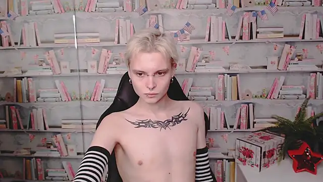 DemianEnglen online show from March 2, 8:35 pm