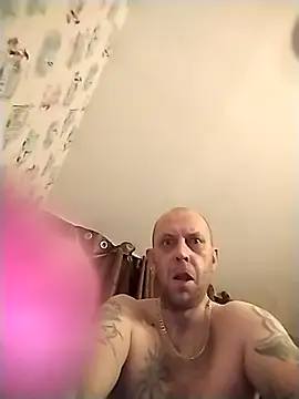 MaxDevilWhite online show from November 15, 12:12 am