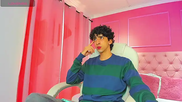 Alezzandro  online show from January 24, 2:19 pm