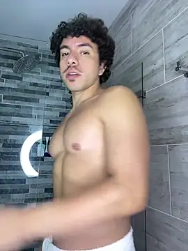 ttylloserxxx online show from January 26, 7:53 am