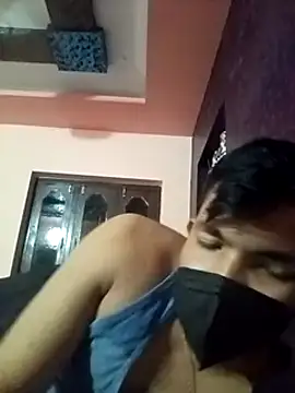 Snapshot of randit7 chatting on January 24, 7:28 pm randit7 online show from January 24, 7:28 pm