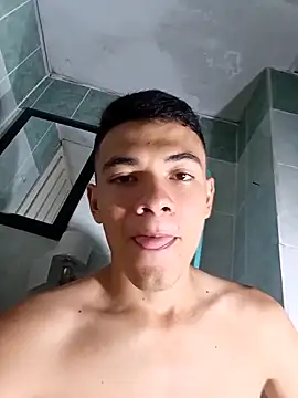 andresiito203 online show from February 28, 6:10 am