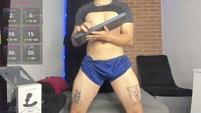 DavidX X21 Strip online show from March 20, 7:56 am