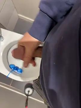 yannusgir33 online show from February 13, 2:42 pm