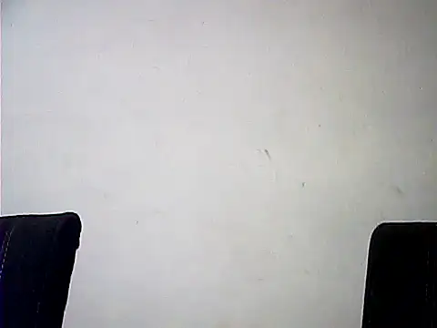 Snapshot of Nightservice27 chatting on October 22, 7:23 am Nightservice27 online show from October 22, 7:23 am