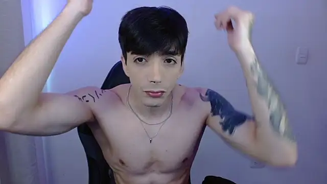 H3ll B0I online show from March 11, 8:16 pm