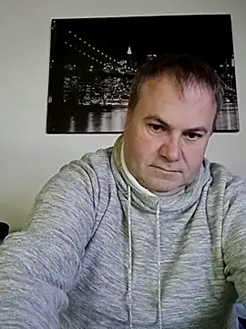 Pourleplasirs online show from November 30, 10:56 pm