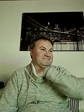 Pourleplasirs online show from December 18, 10:28 pm