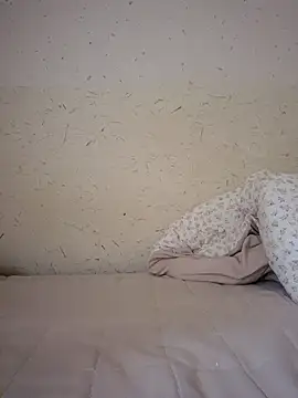 Tyyyggjju online show from February 28, 2:38 pm