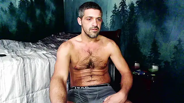 Snapshot of Troyt87 chatting on December 7, 7:38 am Troyt87 online show from December 7, 7:38 am