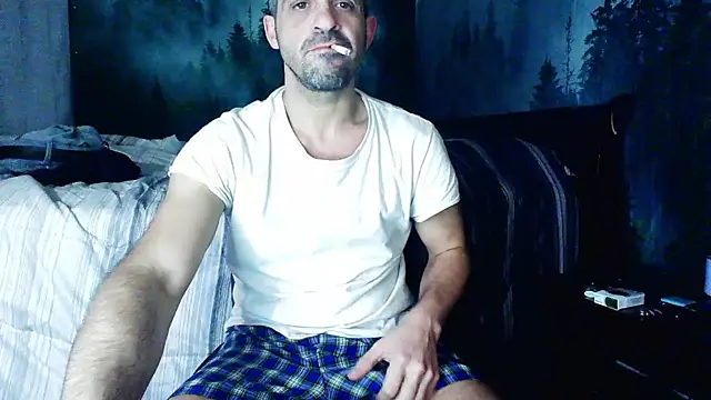 Snapshot of Troyt87 chatting on January 21, 2:00 pm Troyt87 online show from January 21, 2:00 pm