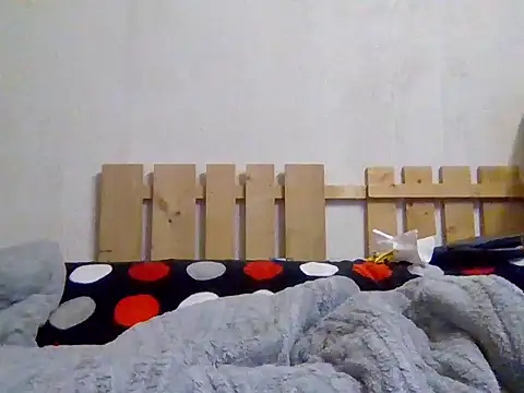 lebaneeseguy online show from April 23, 9:17 pm