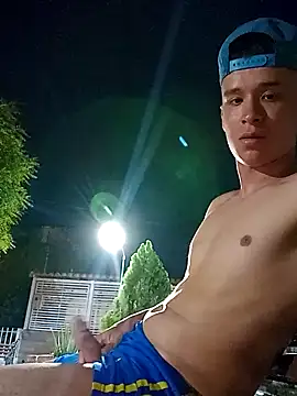 arevalo1124 online show from March 13, 5:22 am