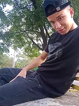 arevalo1124 online show from September 30, 9:51 pm