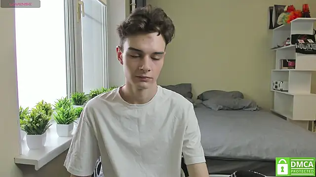 avegothy- online show from March 4, 10:46 am