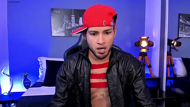 Max Conor1 online show from September 25, 11:31 am