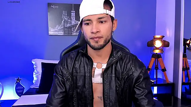 Max Conor1 online show from September 26, 11:52 am