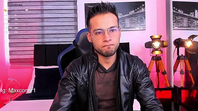 Max Conor1 online show from March 22, 11:32 am