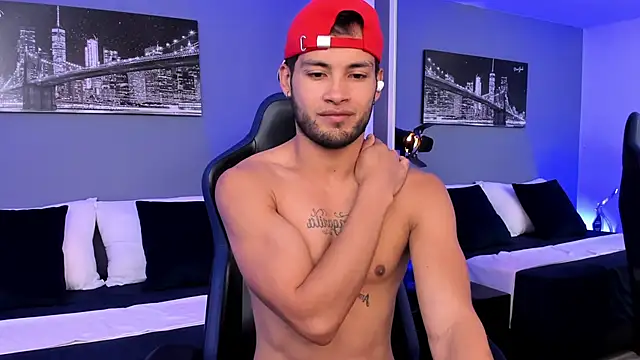 Max Conor1 online show from September 10, 1:54 pm