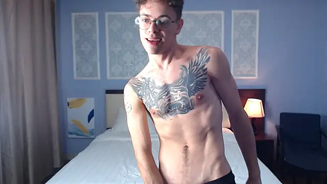 William Henry  online show from February 2, 6:59 am