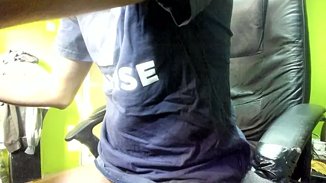 BigCumShoot online show from March 2, 7:15 am