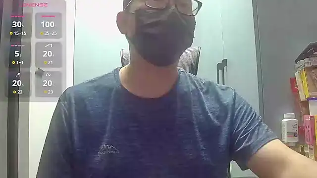 Snapshot of beartopslave chatting on October 20, 5:22 am beartopslave online show from October 20, 5:22 am