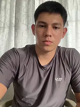 Snapshot of JamesCr_ chatting on March 2, 9:41 pm JamesCr  online show from March 2, 9:41 pm
