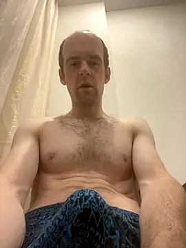 LynnAhNight online show from October 14, 3:13 am