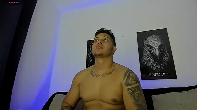 JohanSmith online show from November 6, 11:08 pm