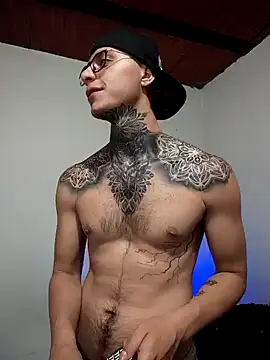 7 Saturno 7 online show from April 10, 10:28 pm