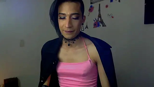 Snapshot of NovaNyx11 chatting on October 4, 10:25 pm NovaNyx11 online show from October 4, 10:25 pm