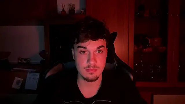 NaplesGuy04 online show from February 27, 11:15 pm