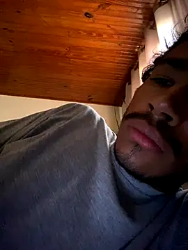 Snapshot of Mineirinho043 chatting on September 12, 12:05 pm Mineirinho043 online show from September 12, 12:05 pm