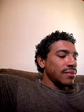 Snapshot of Mineirinho043 chatting on September 10, 2:16 pm Mineirinho043 online show from September 10, 2:16 pm