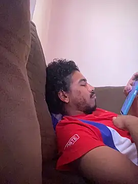 Snapshot of Mineirinho043 chatting on October 16, 2:25 pm Mineirinho043 online show from October 16, 2:25 pm