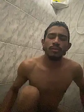 Snapshot of Mineirinho043 chatting on October 12, 5:01 am Mineirinho043 online show from October 12, 5:01 am