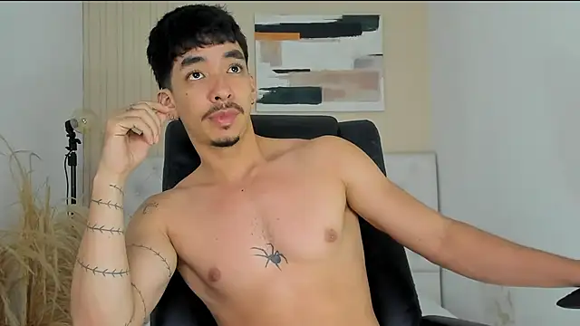 ISAAC CRYSTON online show from February 13, 10:26 pm