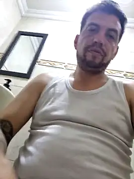 reyarturs13 online show from February 6, 4:31 am