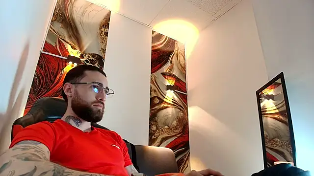 Luke davis01 online show from April 1, 1:13 pm